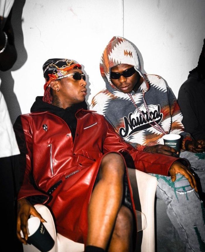 “I Will Not Pay My Last Respect To Mohbad, Because He Still Live” – Bella Shmurda 1 The ‘Vision 2020’ crooner has been in the news since the death of his friend, Mohbad. He has taken to his Twitter page to express his anger for entertainment industry. The ‘Vision 2020’ crooner has been in the news since the death of his friend, Mohbad. He has taken to his Twitter page to express his anger for entertainment industry. Bella and Mohbad