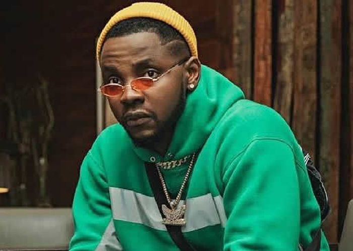 ENOUGH IS ENOUGH!! Kizz Daniel Finally Breaks Silence Amid Rumored Arrest in Ivory Coast 1 It was previously reported that the artist, who traveled to Ivory Coast to perform, refused to take the stage on Oct. 12. He was allegedly detained for failing to perform. It was previously reported that the artist, who traveled to Ivory Coast to perform, refused to take the stage on Oct. 12. He was allegedly detained for failing to perform. Kizz Daniel 1
