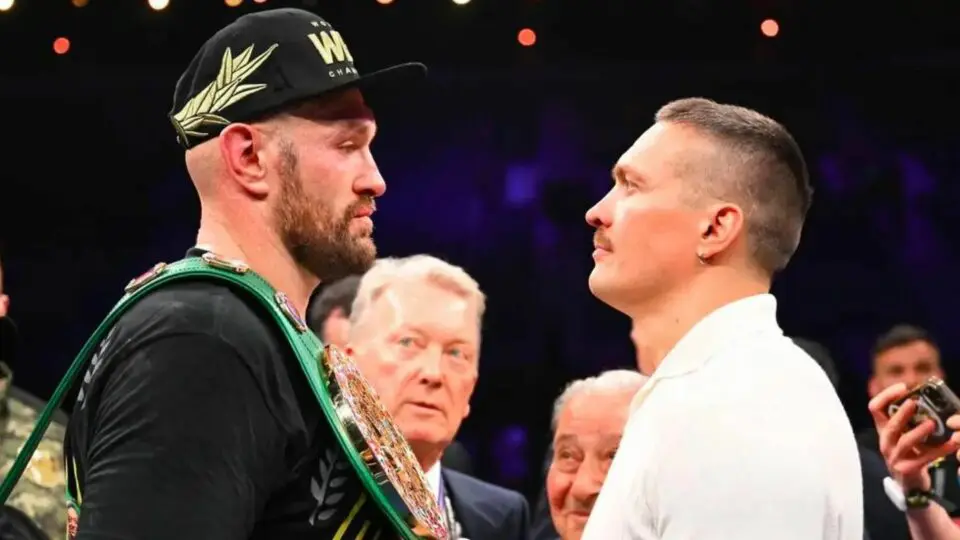 Anthony Joshua Is Clearly Endorsing Fury-Usyk: "It Would Be Crazy To Support Him" 1 Although Anthony Joshua is unable to choose between Oleksandr Usyk and Tyson Fury, he has backed one of them to become the first heavyweight champion to win without a challenge since Lennox Lewis. Although Anthony Joshua is unable to choose between Oleksandr Usyk and Tyson Fury, he has backed one of them to become the first heavyweight champion to win without a challenge since Lennox Lewis. Fury Usyk Face Off 960x540 1