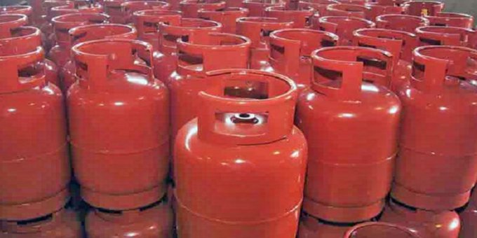 VAT and Custom Duty Removed On Cooking Gas Importation 1 The Federal Government has removed VAT and customs duty payments from cooking gas imports. This is according to a letter written to several government agencies. The Federal Government has removed VAT and customs duty payments from cooking gas imports. This is according to a letter written to several government agencies. GA HAe XkAAV165