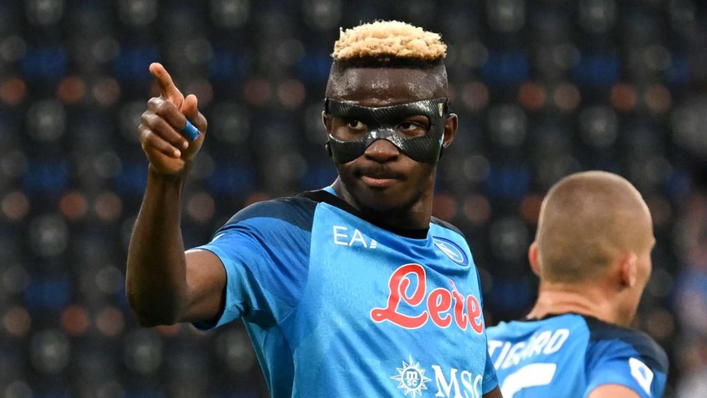 Chelsea Moves Closer To The Serie A Front While Liverpool Retreats 1 Chelsea has stepped up its efforts to sign Victor Osimhen, moving ahead of Liverpool in the competition. It is made clear by the most recent reports that there was no personal terms agreement. This is in contrast to early reports that Liverpool and the Serie A forward had a deal. Liverpool also declined to pay Napoli's €120 million asking price. Chelsea has stepped up its efforts to sign Victor Osimhen, moving ahead of Liverpool in the competition. It is made clear by the most recent reports that there was no personal terms agreement. This is in contrast to early reports that Liverpool and the Serie A forward had a deal. Liverpool also declined to pay Napoli's €120 million asking price. Victor Osimhen 1024x576 1