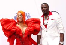 Akon’s Wife, Tomeka Thiam, Files for Divorce After 29 Years of Marriage 3 In a shocking development, Tomeka Thiam, the longtime wife of Senegalese-American singer Akon, has officially filed for divorce after nearly 29 years of marriage, citing irreconcilable differences. In a shocking development, Tomeka Thiam, the longtime wife of Senegalese-American singer Akon, has officially filed for divorce after nearly 29 years of marriage, citing irreconcilable differences. 20251013 093304