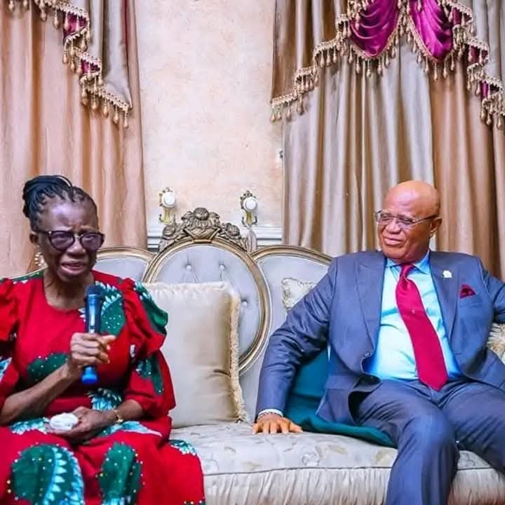 Her wife Philomena Ukpai and Government Umor of Akwa ibom on condolences 